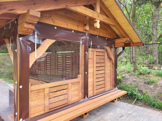 Altana biesiadna drewniana, AB016, wymiar 3,5x10m, kolor teak, pokrycie gont brazowy, dach 2S, barierka B06, realizacja Ciesielnia, zdjęcie 5