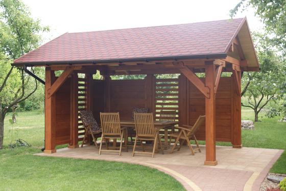 Altana drewniana wolnostojąca, AW004, wymiar 3x5m, kolor teak, pokrycie gont czerwony, dach 2S, barierka B06, realizacja Ciesielnia, zdjęcie 2
