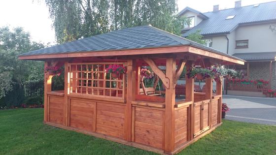 Altana drewniana wolnostojąca, AW022, wymiar 4x5m, kolor teak, pokrycie gont szary, dach 4S, barierka B02, realizacja Ciesielnia, zdjęcie 6