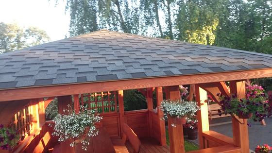 Altana drewniana wolnostojąca, AW022, wymiar 4x5m, kolor teak, pokrycie gont szary, dach 4S, barierka B02, realizacja Ciesielnia, zdjęcie 7