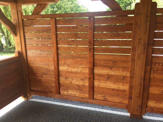 Altana drewniana wolnostojąca, AW053, wymiar 3x4m, kolor teak, pokrycie gont czarny, dach 2S, barierka B07, realizacja Ciesielnia, zdjęcie 4