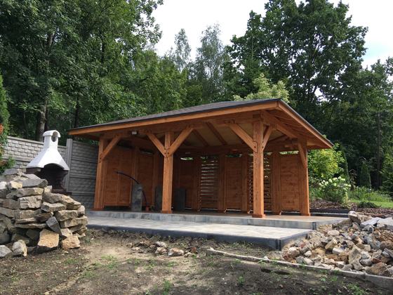Altana drewniana wolnostojąca, AW056, wymiar 4x6m, kolor pinia, pokrycie gont brazowy, dach 4S, barierka B06+B02, realizacja Ciesielnia, zdjęcie 4