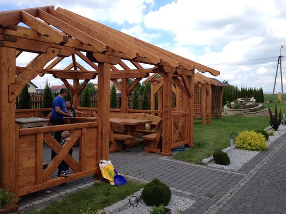 Altana drewniana z grillem, AG006, wymiar 5,4x6,2m, kolor teak, pokrycie blacha, dach 4S, barierka B03, realizacja Ciesielnia, zdjęcie 8