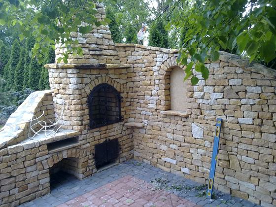 Altana drewniana z grillem, AG014, wymiar 4x5m, kolor kasztan, pokrycie trzcina, dach 4S, barierka brak, realizacja Ciesielnia, zdjęcie 14