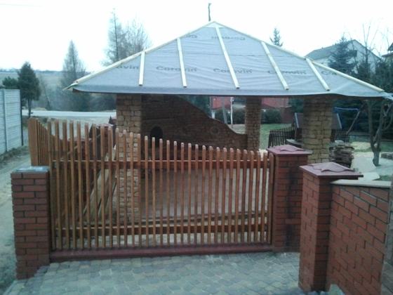 Altana drewniana z grillem, AG015, wymiar 3,2x4,6m, kolor kasztan, dach 4S, barierka brak, realizacja Ciesielnia, zdjęcie 17