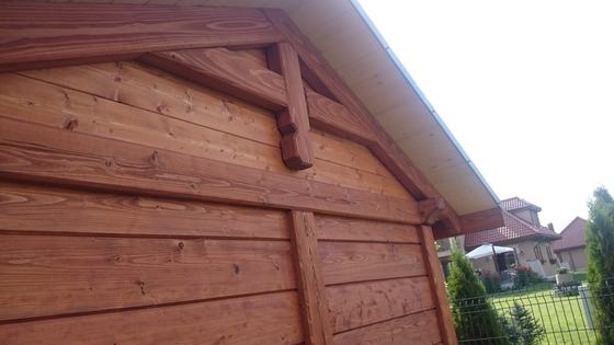 Drewutnia lub konstrukcja użytkowa z drewna, DU001, wymiar 3x5m, kolor teak, pokrycie gont szary, dach 2S, barierka B01+PELNA-SCIANA, realizacja Ciesielnia, zdjęcie 6