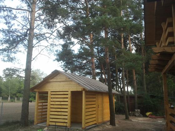 Drewutnia lub konstrukcja użytkowa z drewna, DU011, wymiar 4,1x6m, kolor sosna, dach 2S, barierka B01+PELNA-SCIANA, realizacja Ciesielnia, zdjęcie 6