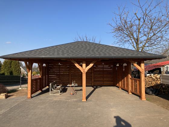 Garaż drewniany lub wiata garażowa, G023, wymiar 6x6,6m, kolor teak, pokrycie gont szary, dach 4S, rodzaj otwarty, realizacja Ciesielnia, zdjęcie 2