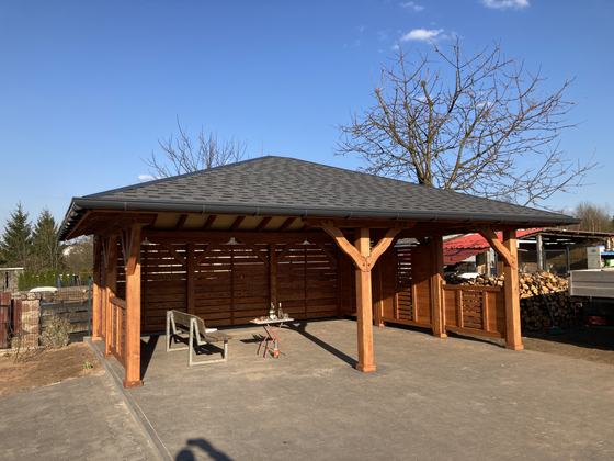 Garaż drewniany lub wiata garażowa, G023, wymiar 6x6,6m, kolor teak, pokrycie gont szary, dach 4S, rodzaj otwarty, realizacja Ciesielnia, zdjęcie 3