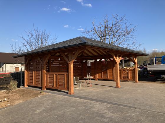 Garaż drewniany lub wiata garażowa, G023, wymiar 6x6,6m, kolor teak, pokrycie gont szary, dach 4S, rodzaj otwarty, realizacja Ciesielnia, zdjęcie 4