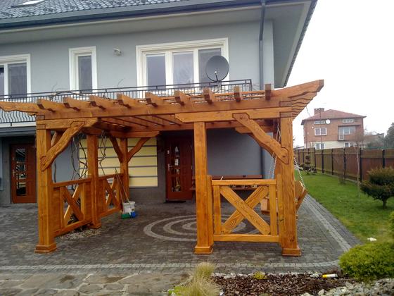 Pergola drewniana, PE001, wymiar 4,5x4,5m, kolor pinia, realizacja Ciesielnia, zdjęcie 3