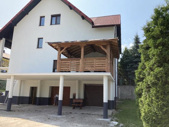 Taras lub zadaszenie drewniane, T006, wymiar 4x5m, kolor orzech, pokrycie blacha, dach 3S, barierka B01, realizacja Ciesielnia, zdjęcie 9