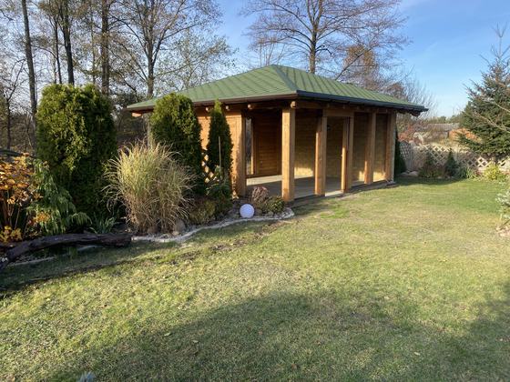 Taras lub zadaszenie drewniane, T008, wymiar 5x6m, kolor teak, pokrycie gont zielony, dach 4S, realizacja Ciesielnia, zdjęcie 11